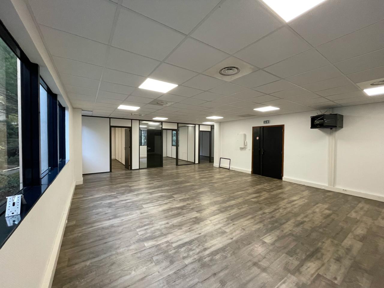 Bureau Aix-en-Provence 538m² Location bureau Aix-en-Provence Bouches-du-Rhône OLBUR2115140 13